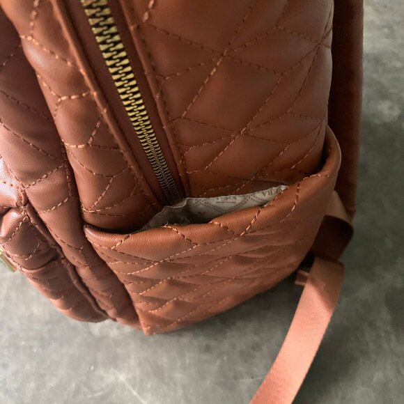 Vera New York Quilt Backpack Cognac main image 8